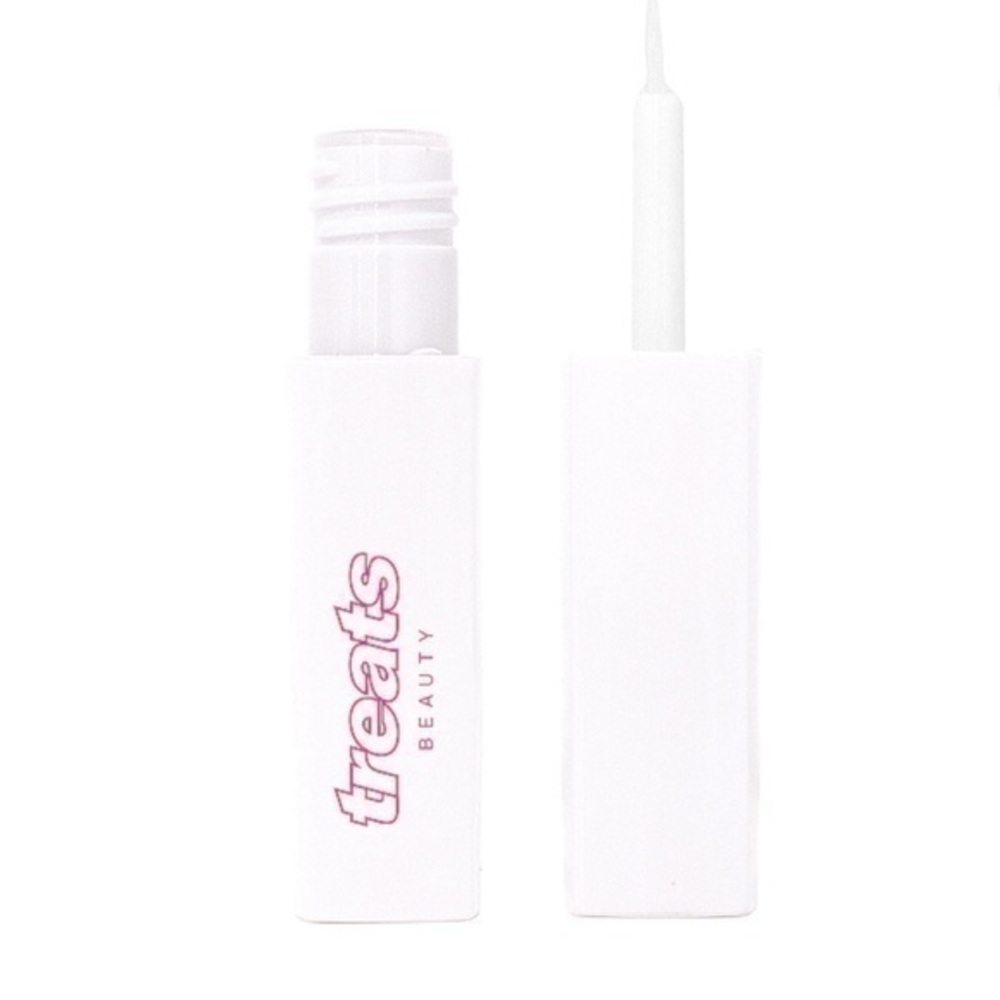 Lash Treat
Treats Beauty